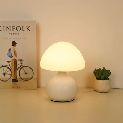 Lámpara Mushroom Moderna – Colección Iluminación de Mesa