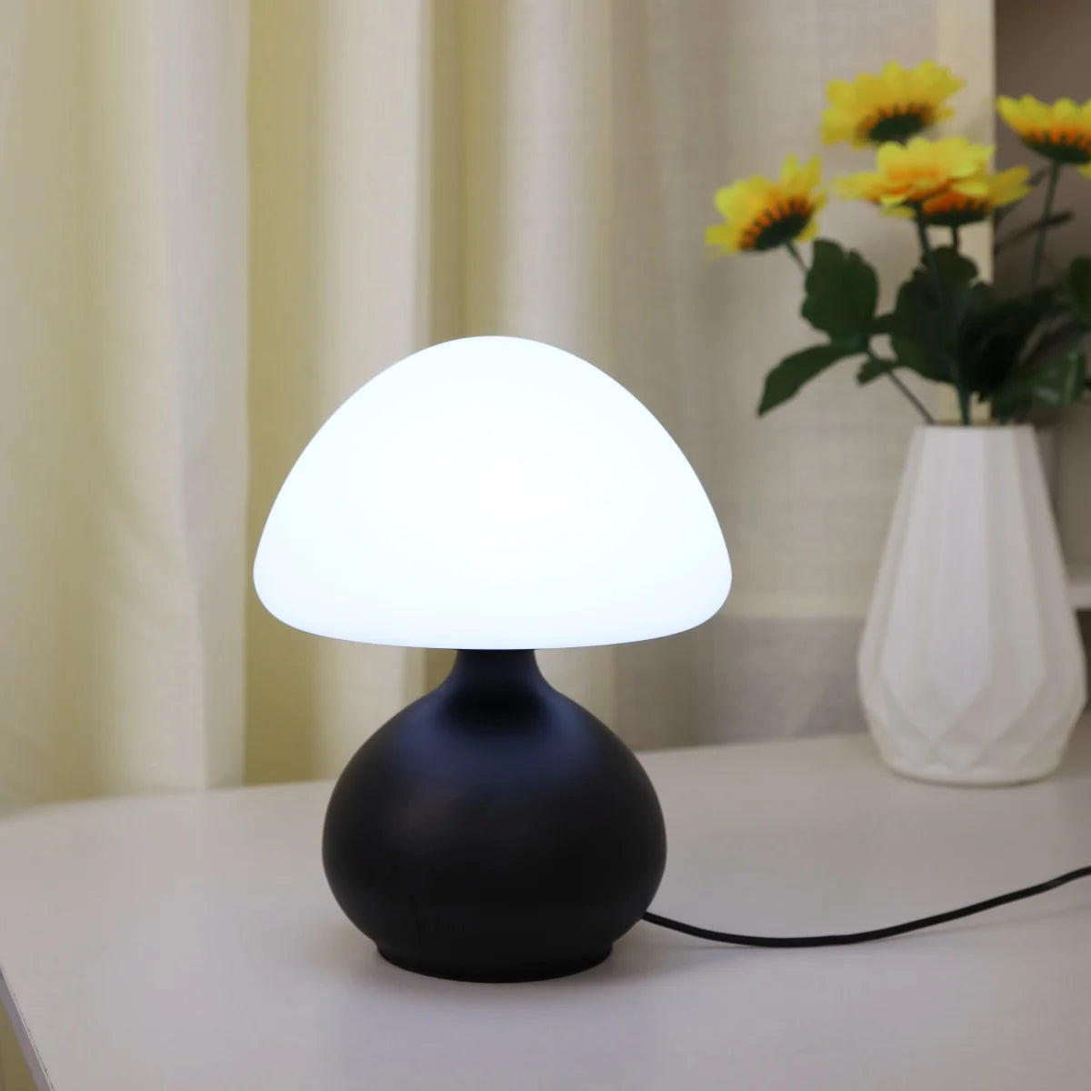 Lámpara Mushroom Moderna – Colección Iluminación de Mesa