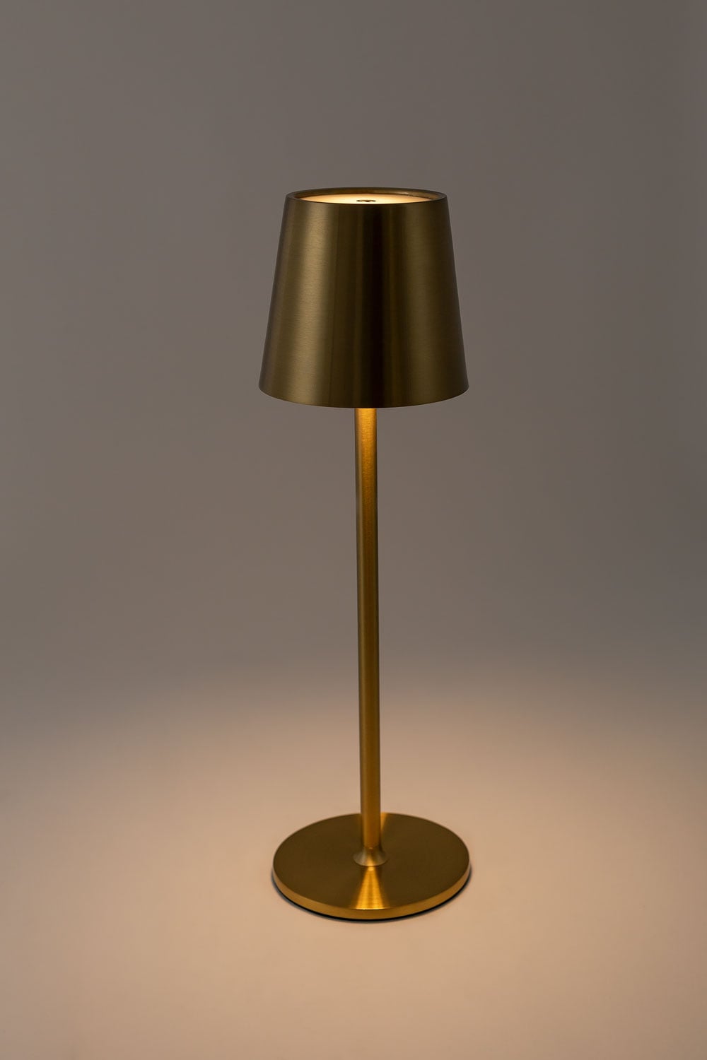 Lámpara de mesa LED inalámbrica en hierro Albaid